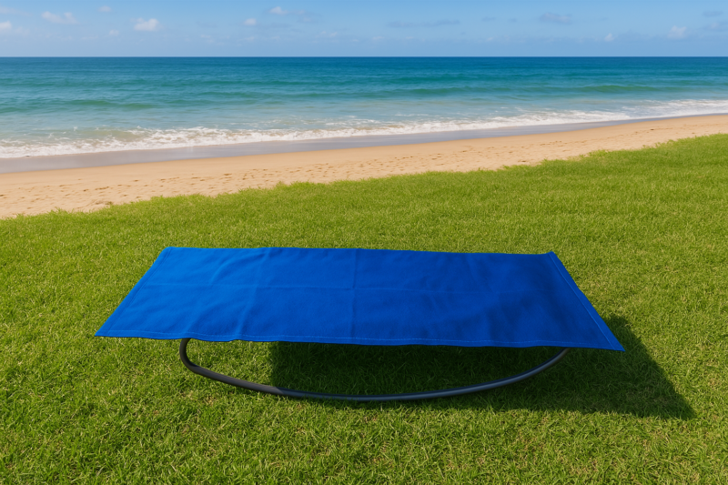 Generico Telo per sdraio dondolino, 135 cm x 44 cm, con asola da 2,5 cm, tessuto impermeabile e resistente agli strappi (BLU) - immagine 2